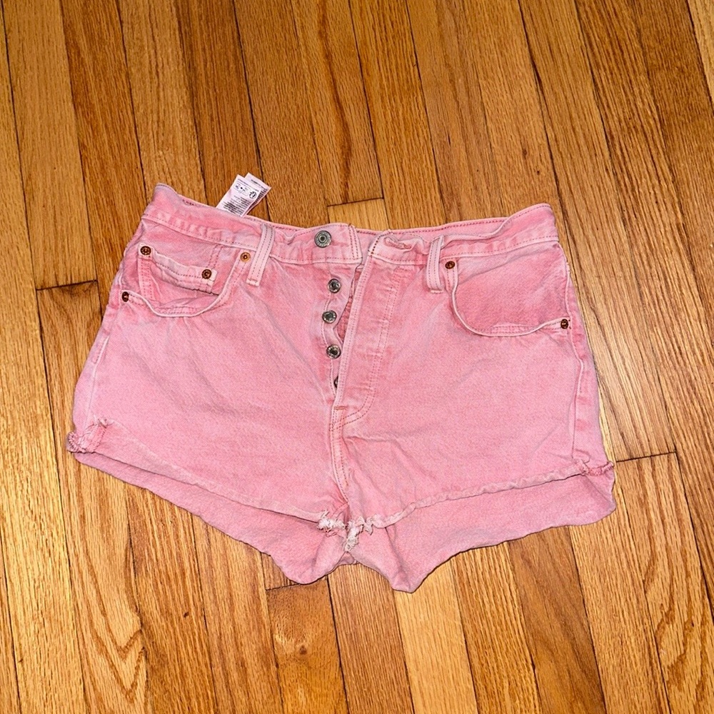 Pink Levi 501 shorts